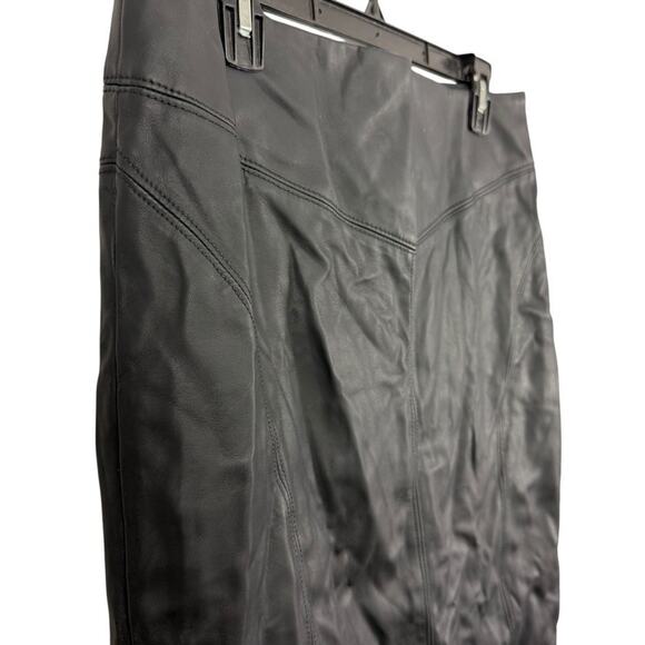 Express Matte Black Faux Leather Stretch Pencil Knee Length Skirt NWT sz 12 - Picture 4 of 16